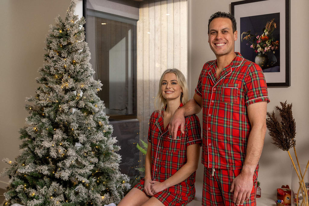 couples matching christmas pjs